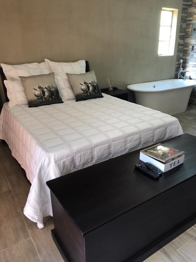 Khuvena Guesthouse Randburg Esterno foto